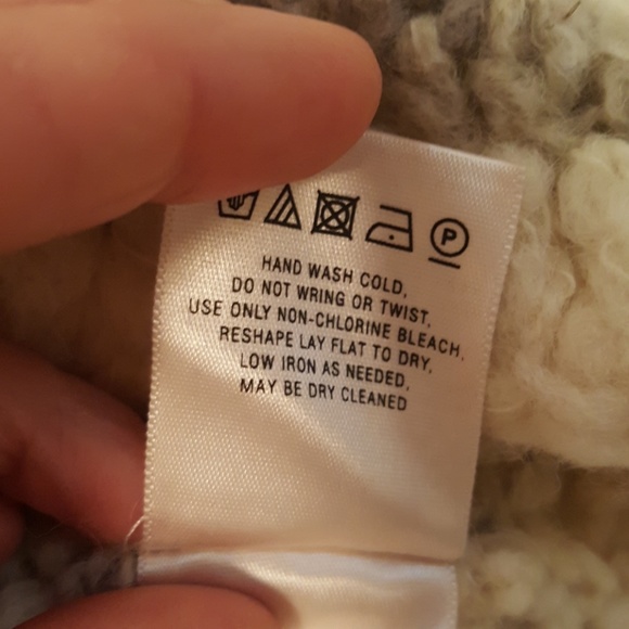 LAST CHANCE! CLOSET CLOSING! Anthropologie shrug sweater neutral cream tan XS - Picture 4 of 8